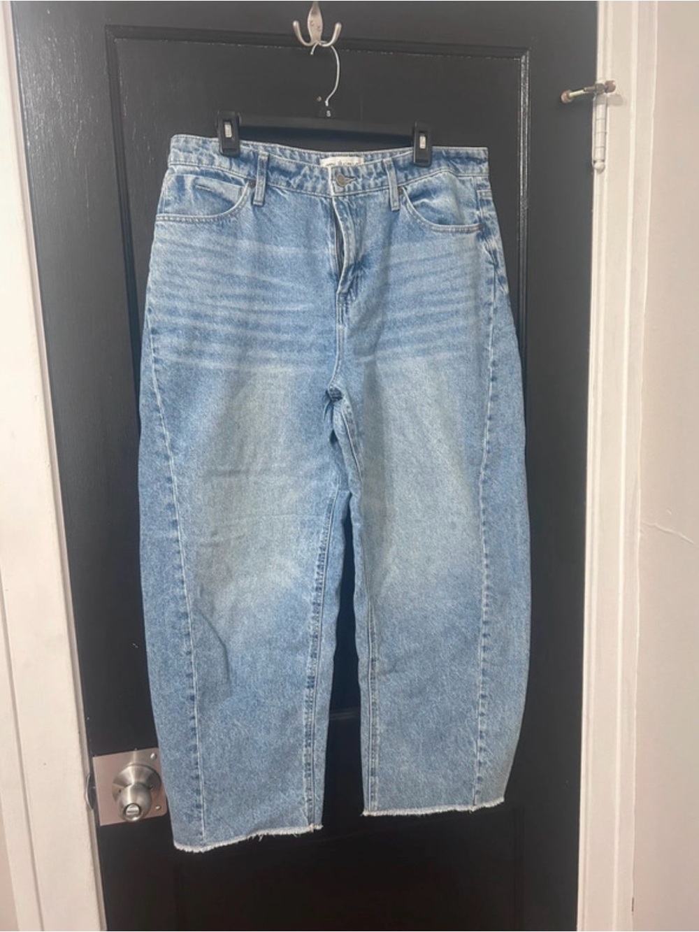 Light Wash Barrel Leg Jeans
